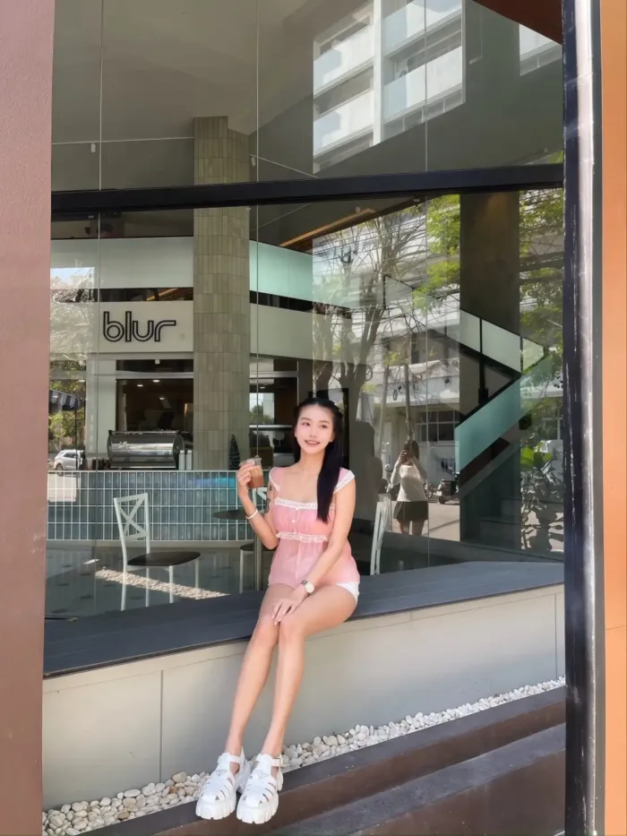 台北定點茶-小正妹